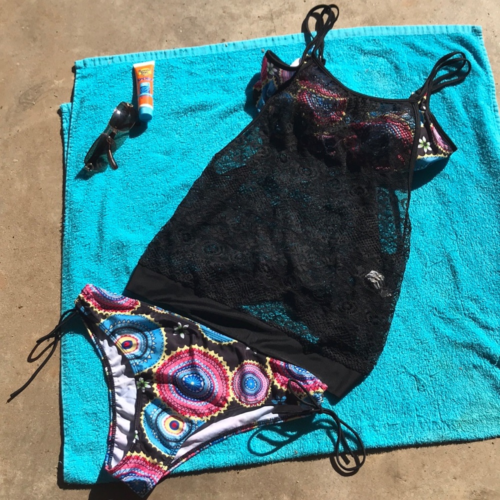 Beautiful tankini.